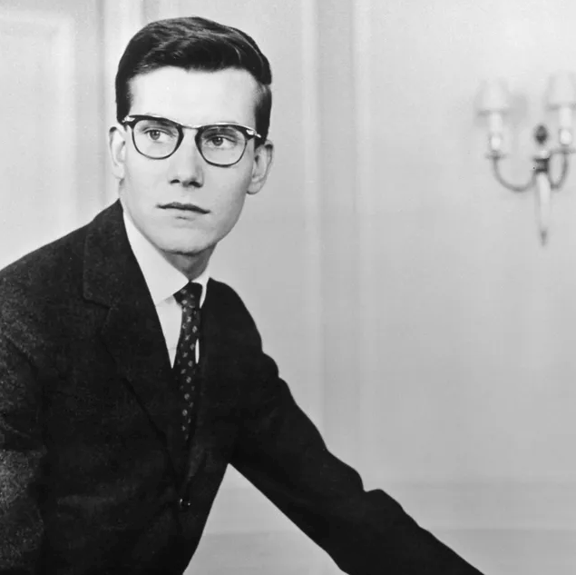 Le vestiaire d'Yves Saint Laurent