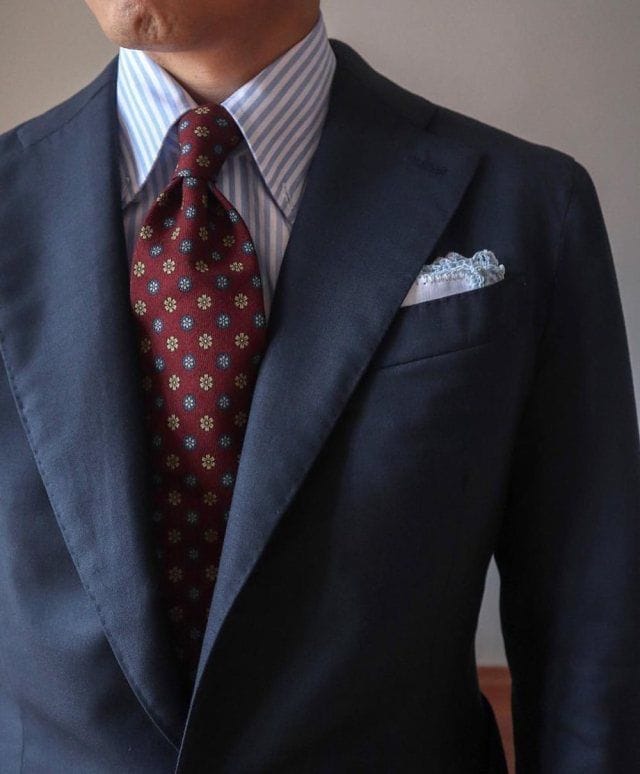 La cravate sept plis : luxe inutile ou raffinement ultime ?